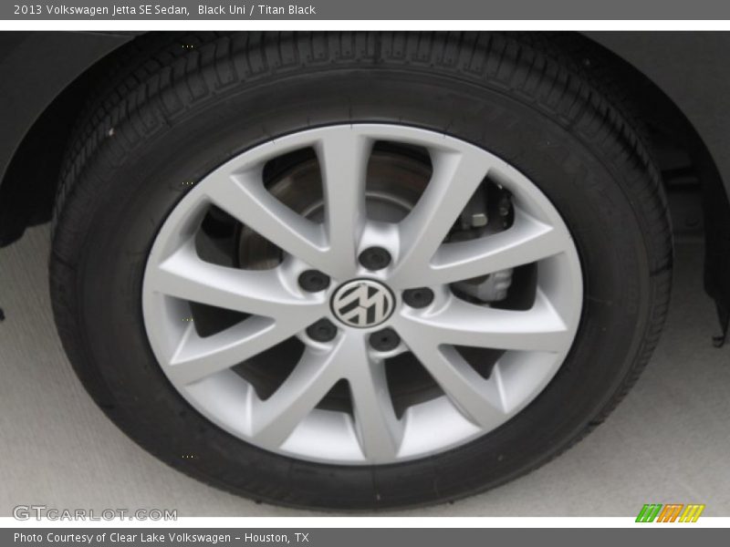 Black Uni / Titan Black 2013 Volkswagen Jetta SE Sedan