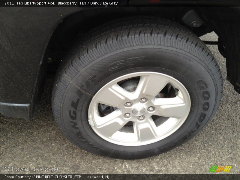Blackberry Pearl / Dark Slate Gray 2011 Jeep Liberty Sport 4x4
