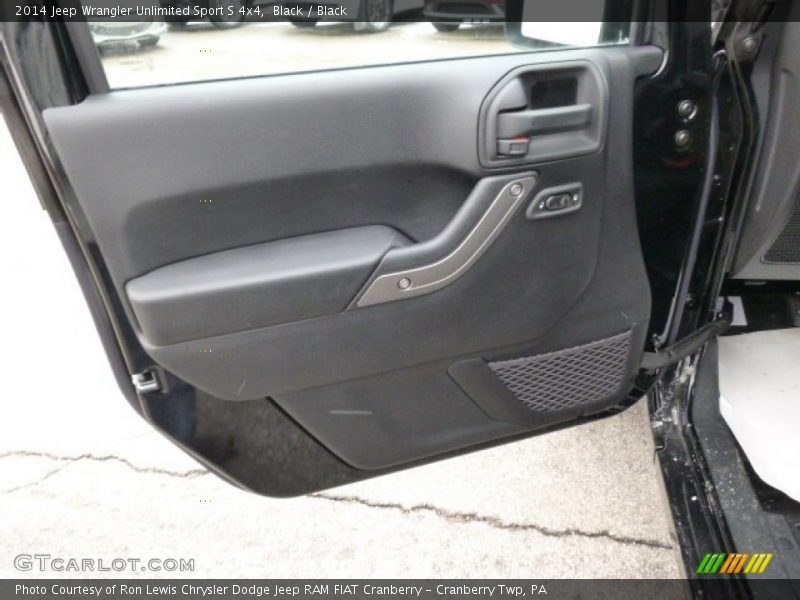Black / Black 2014 Jeep Wrangler Unlimited Sport S 4x4