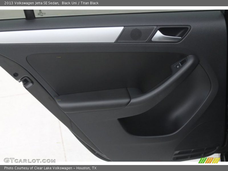 Black Uni / Titan Black 2013 Volkswagen Jetta SE Sedan