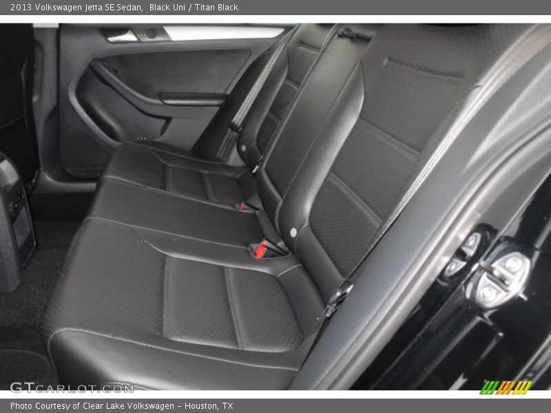 Black Uni / Titan Black 2013 Volkswagen Jetta SE Sedan