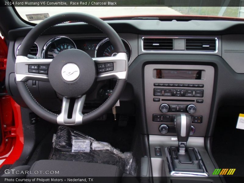 Race Red / Charcoal Black 2014 Ford Mustang V6 Convertible
