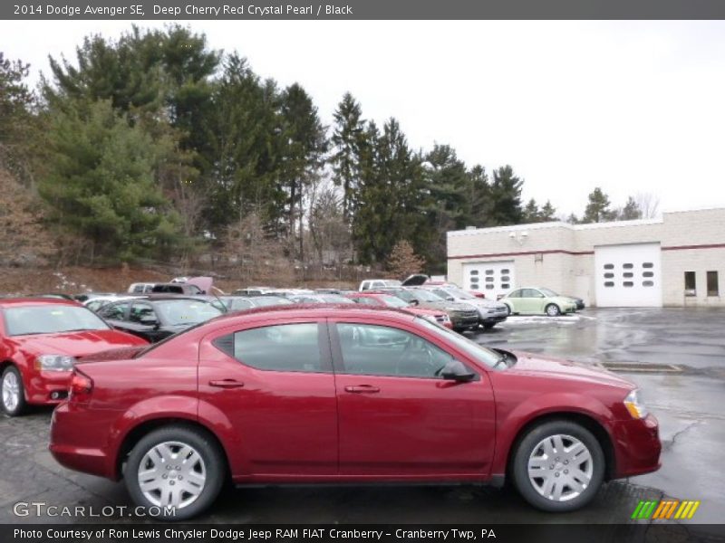 Deep Cherry Red Crystal Pearl / Black 2014 Dodge Avenger SE