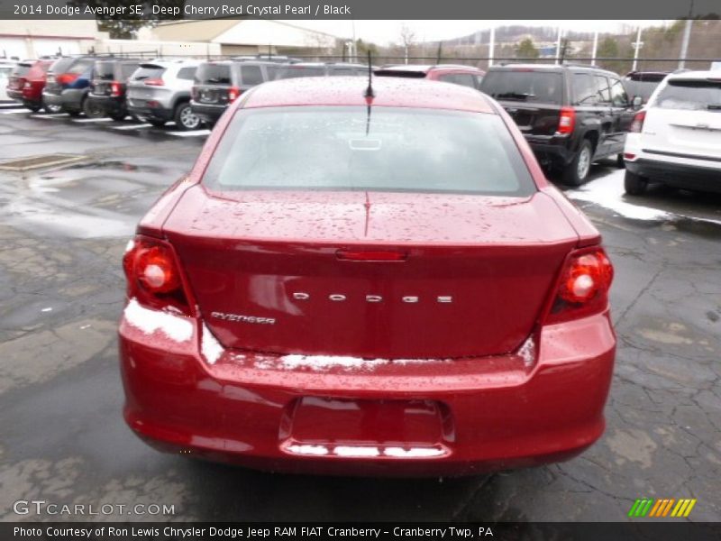 Deep Cherry Red Crystal Pearl / Black 2014 Dodge Avenger SE