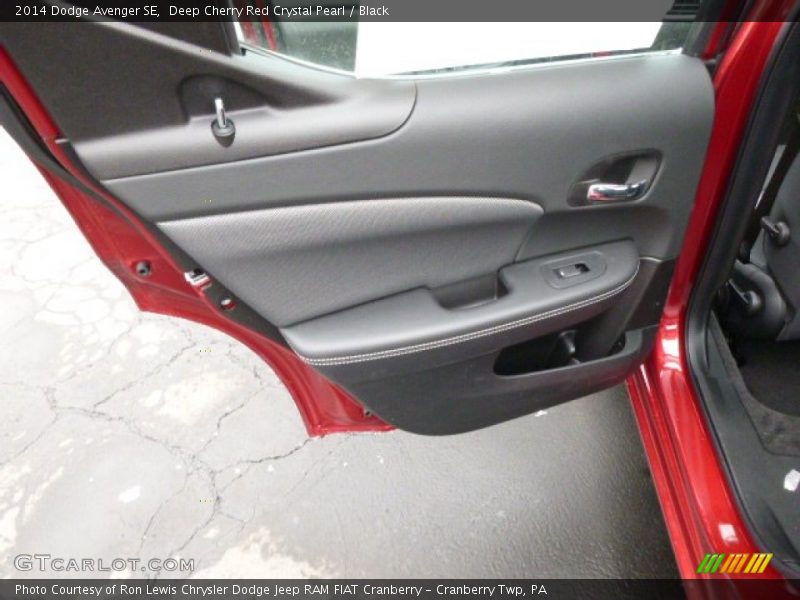 Deep Cherry Red Crystal Pearl / Black 2014 Dodge Avenger SE