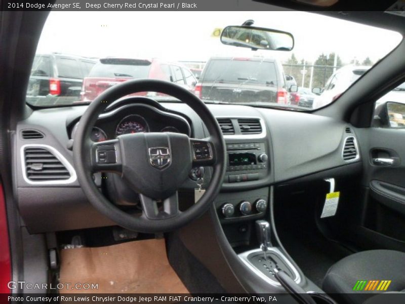 Deep Cherry Red Crystal Pearl / Black 2014 Dodge Avenger SE