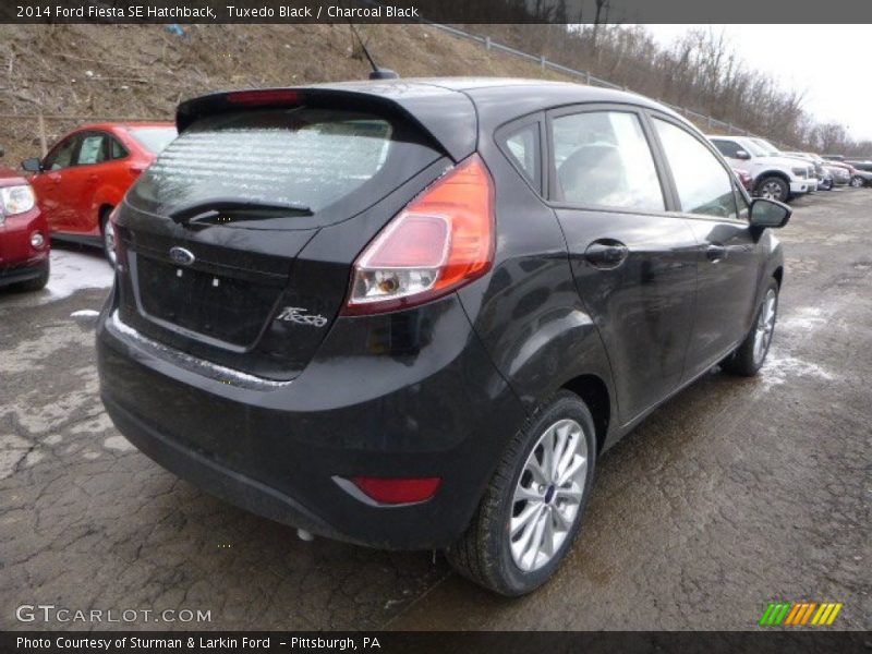 Tuxedo Black / Charcoal Black 2014 Ford Fiesta SE Hatchback