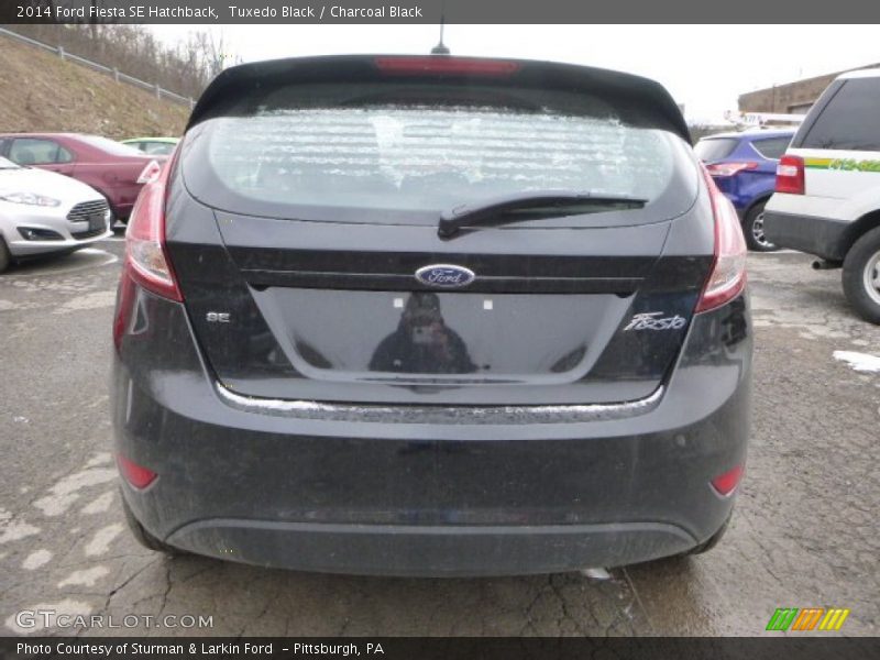Tuxedo Black / Charcoal Black 2014 Ford Fiesta SE Hatchback