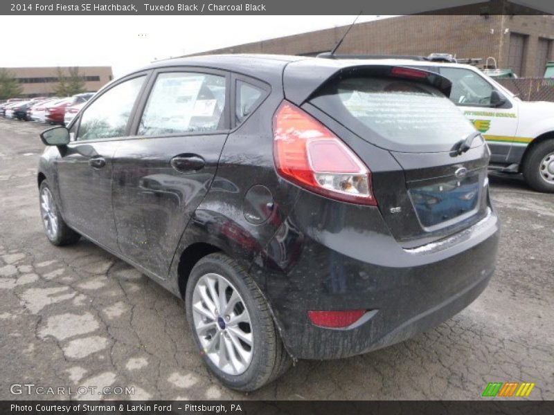 Tuxedo Black / Charcoal Black 2014 Ford Fiesta SE Hatchback