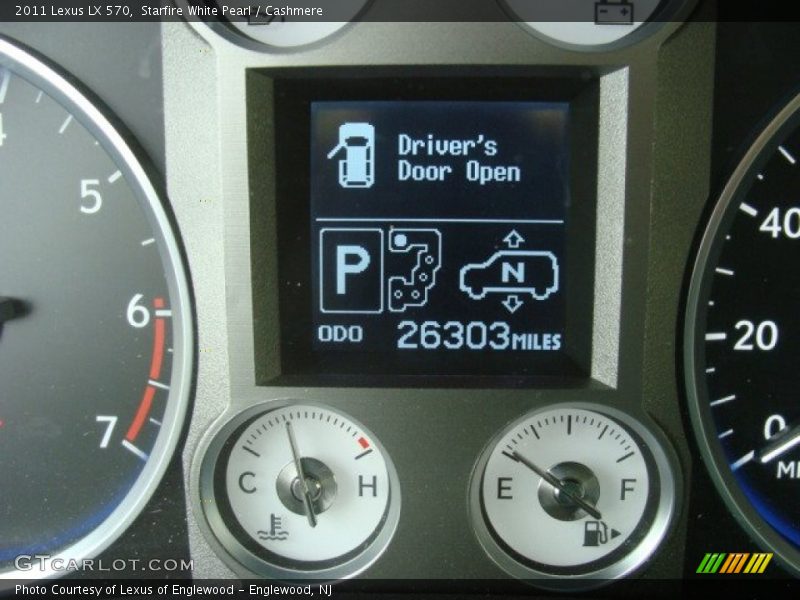 Starfire White Pearl / Cashmere 2011 Lexus LX 570