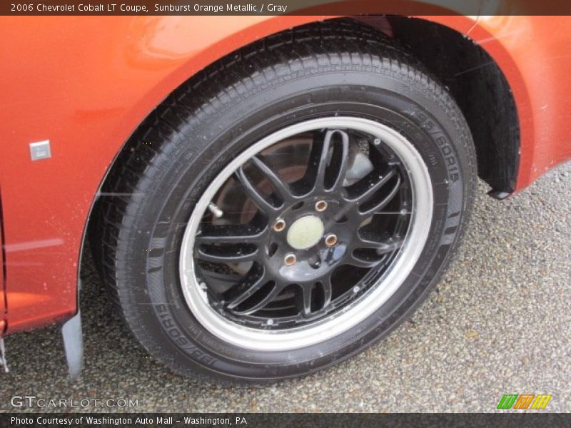 Sunburst Orange Metallic / Gray 2006 Chevrolet Cobalt LT Coupe