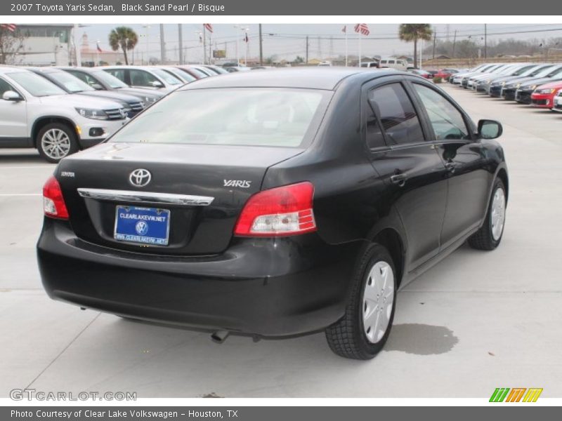 Black Sand Pearl / Bisque 2007 Toyota Yaris Sedan