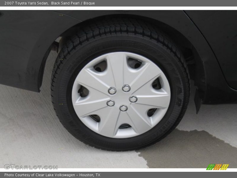 Black Sand Pearl / Bisque 2007 Toyota Yaris Sedan