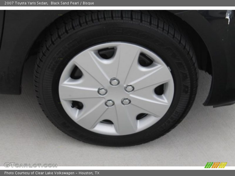 Black Sand Pearl / Bisque 2007 Toyota Yaris Sedan