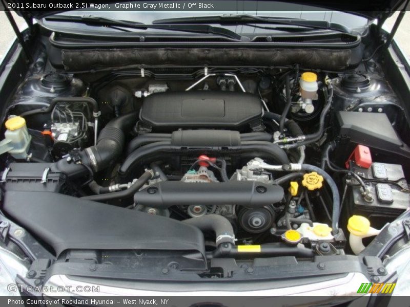 Graphite Gray Metallic / Off Black 2011 Subaru Outback 2.5i Wagon