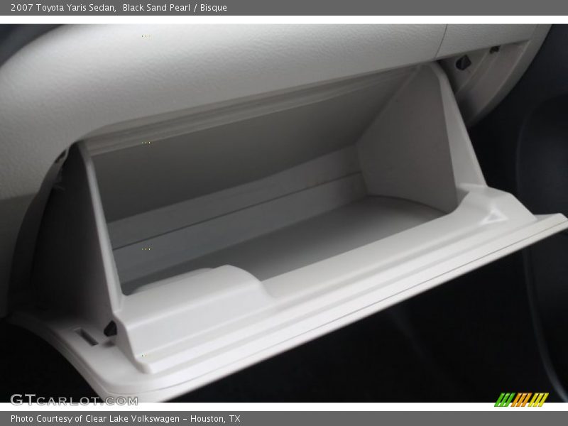 Black Sand Pearl / Bisque 2007 Toyota Yaris Sedan