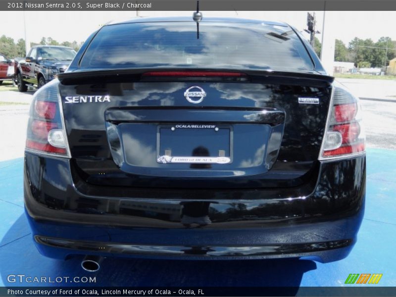 Super Black / Charcoal 2012 Nissan Sentra 2.0 S