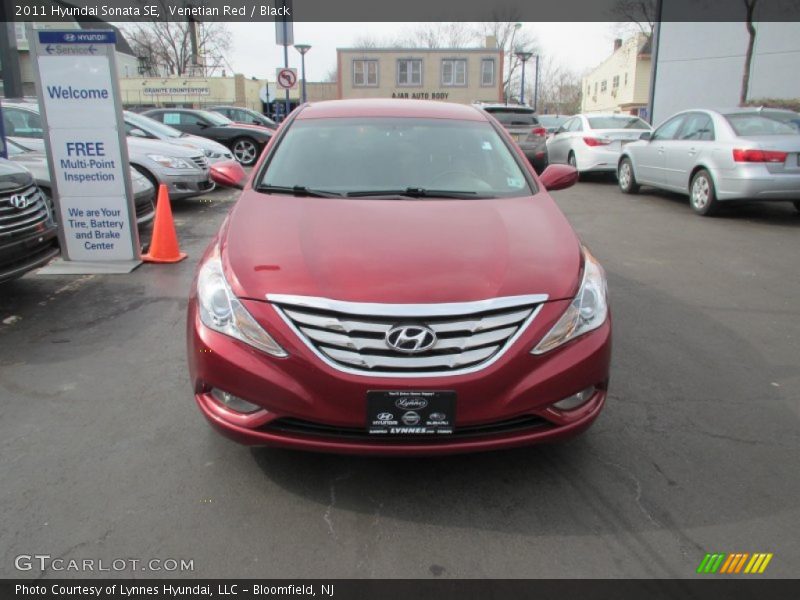 Venetian Red / Black 2011 Hyundai Sonata SE