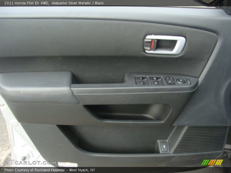 Alabaster Silver Metallic / Black 2011 Honda Pilot EX 4WD