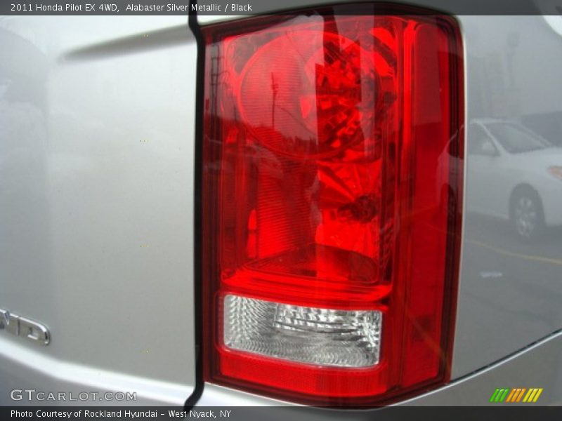 Alabaster Silver Metallic / Black 2011 Honda Pilot EX 4WD