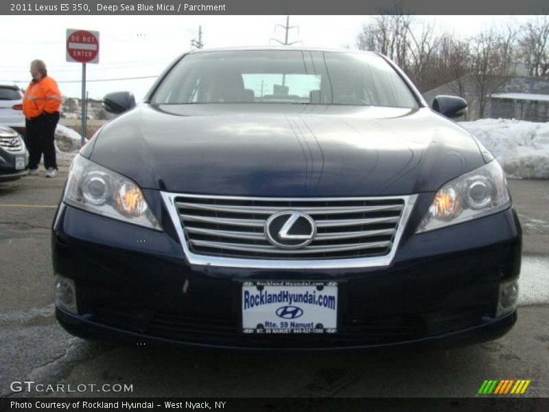 Deep Sea Blue Mica / Parchment 2011 Lexus ES 350