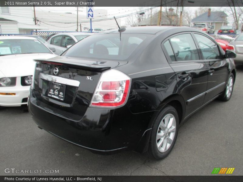 Super Black / Charcoal 2011 Nissan Sentra 2.0 SL