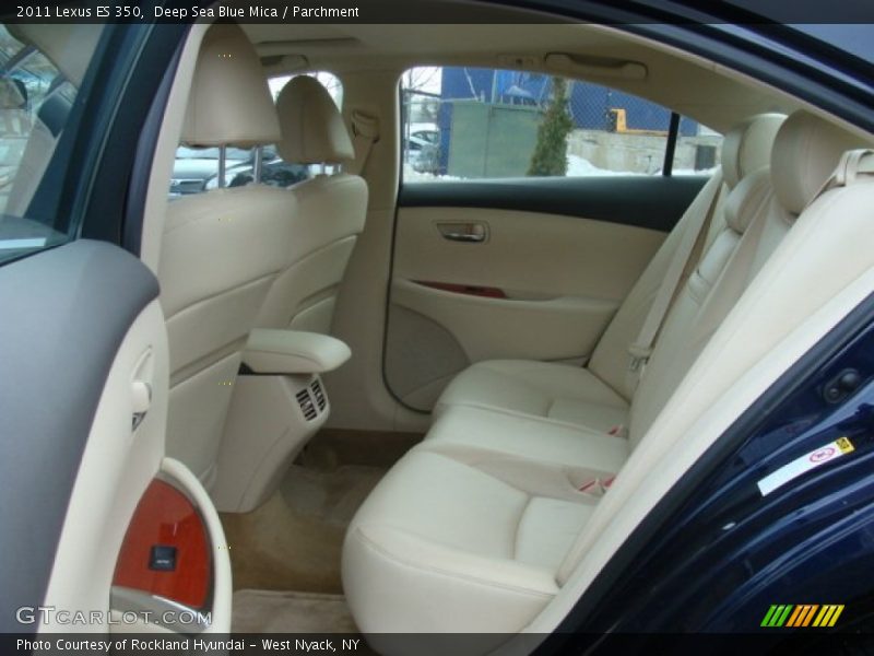 Deep Sea Blue Mica / Parchment 2011 Lexus ES 350