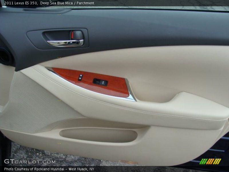 Deep Sea Blue Mica / Parchment 2011 Lexus ES 350