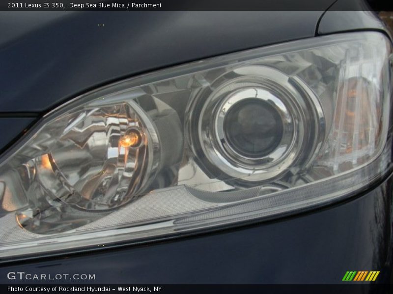 Deep Sea Blue Mica / Parchment 2011 Lexus ES 350