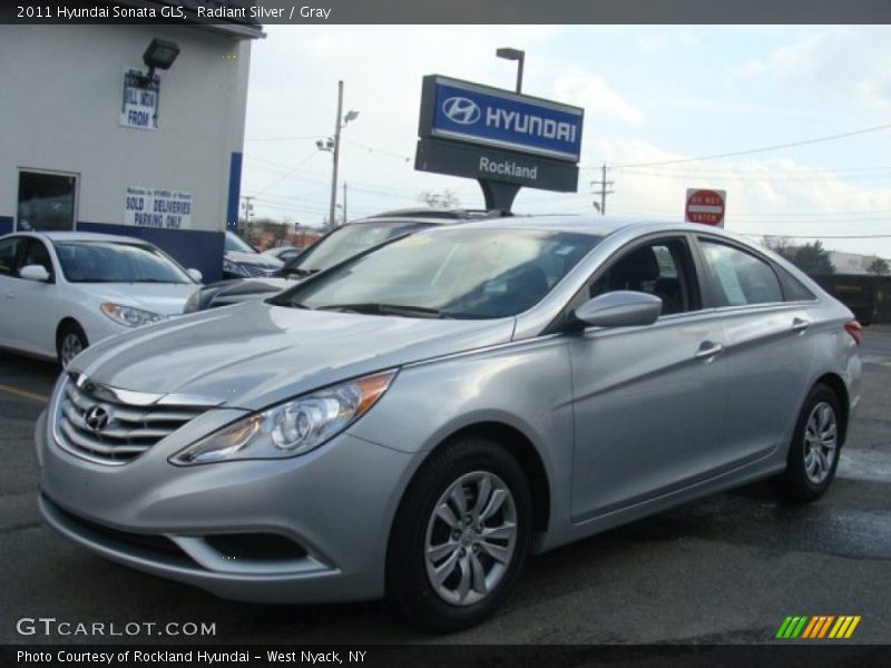 Radiant Silver / Gray 2011 Hyundai Sonata GLS