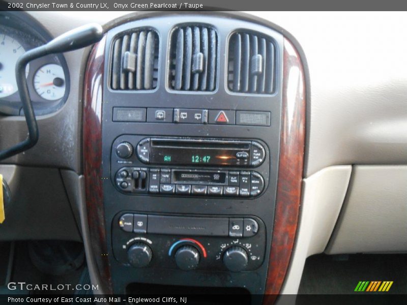 Controls of 2002 Town & Country LX