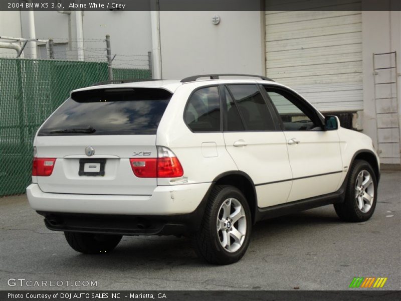Alpine White / Grey 2004 BMW X5 3.0i