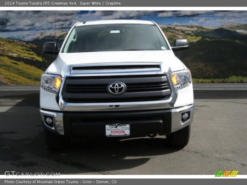 Super White / Graphite 2014 Toyota Tundra SR5 Crewmax 4x4