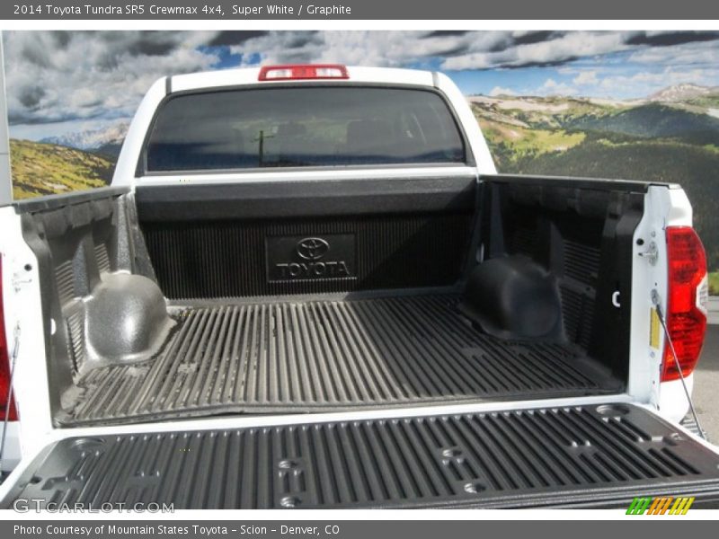 Super White / Graphite 2014 Toyota Tundra SR5 Crewmax 4x4