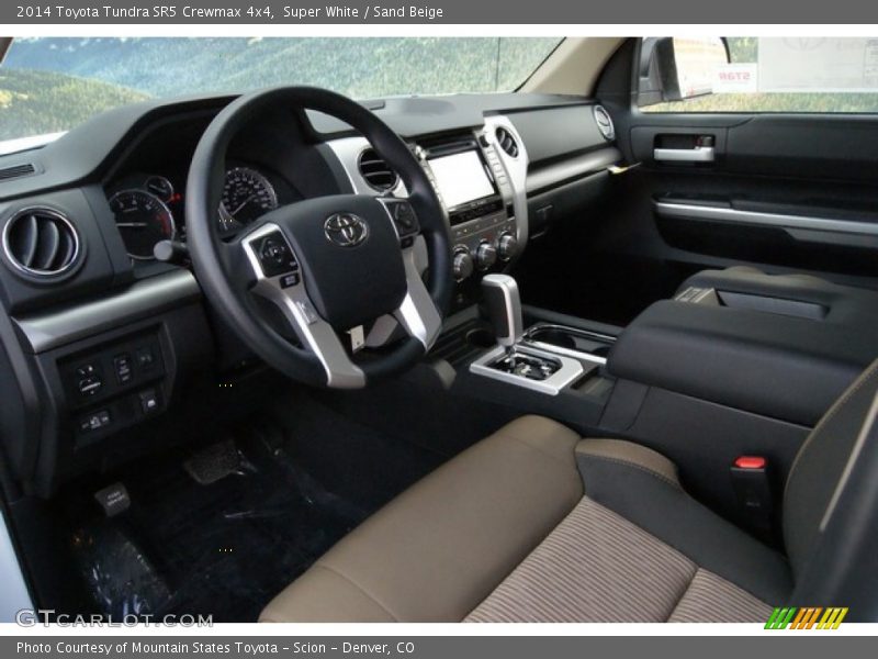 Super White / Sand Beige 2014 Toyota Tundra SR5 Crewmax 4x4