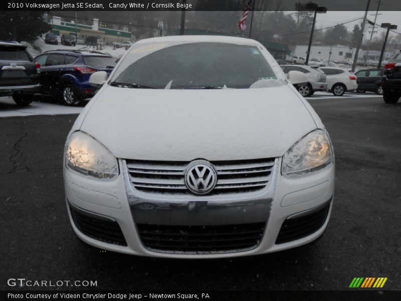 Candy White / Cornsilk Beige 2010 Volkswagen Jetta SE Sedan