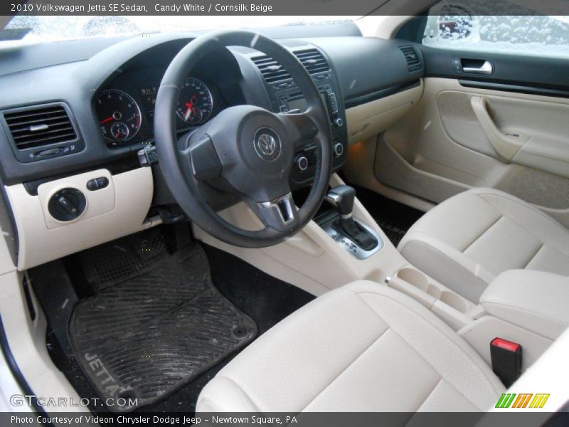 Candy White / Cornsilk Beige 2010 Volkswagen Jetta SE Sedan