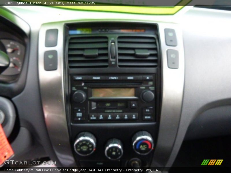Mesa Red / Gray 2005 Hyundai Tucson GLS V6 4WD
