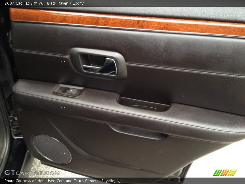 Black Raven / Ebony 2007 Cadillac SRX V6