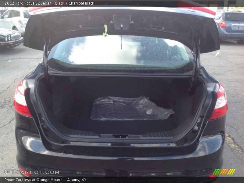 Black / Charcoal Black 2012 Ford Focus SE Sedan