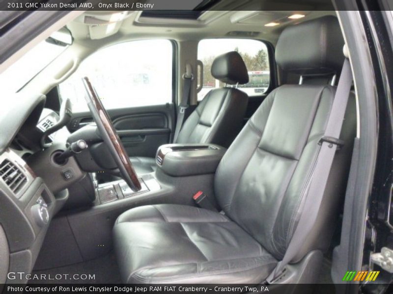 Onyx Black / Ebony 2011 GMC Yukon Denali AWD