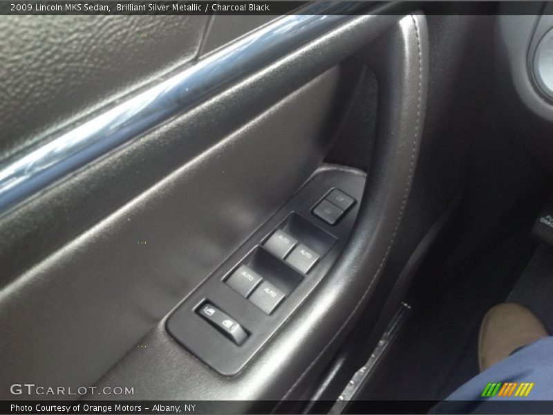 Brilliant Silver Metallic / Charcoal Black 2009 Lincoln MKS Sedan