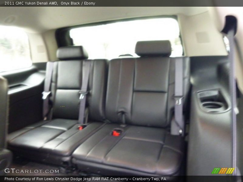 Onyx Black / Ebony 2011 GMC Yukon Denali AWD