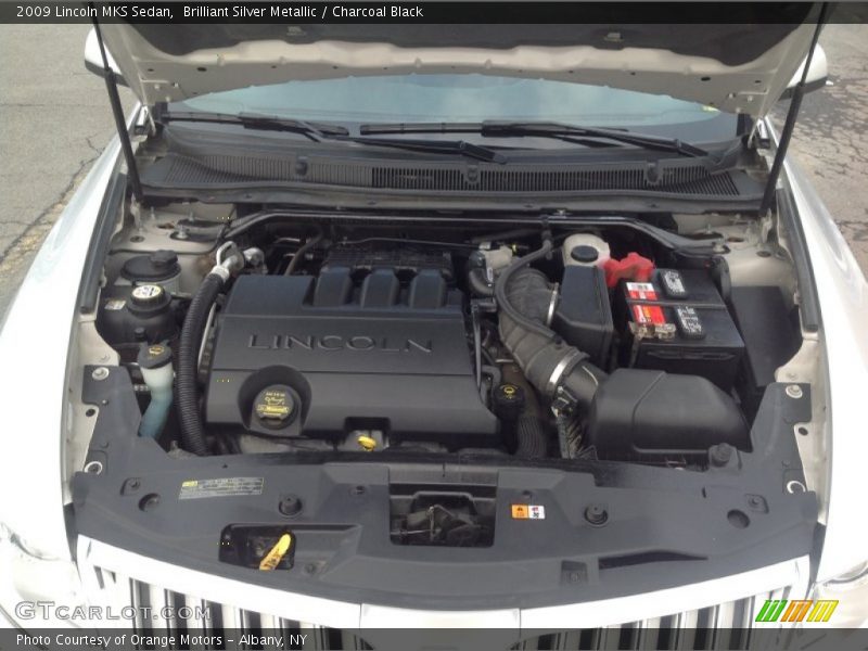 Brilliant Silver Metallic / Charcoal Black 2009 Lincoln MKS Sedan