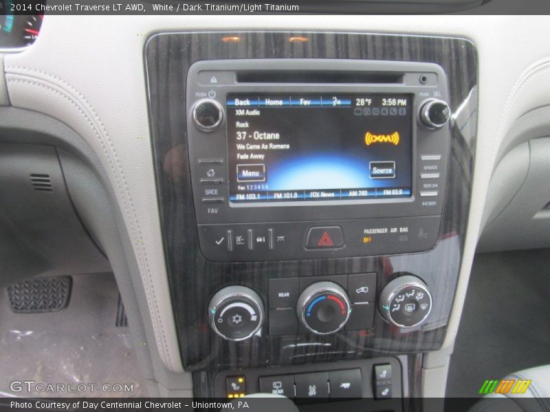 White / Dark Titanium/Light Titanium 2014 Chevrolet Traverse LT AWD
