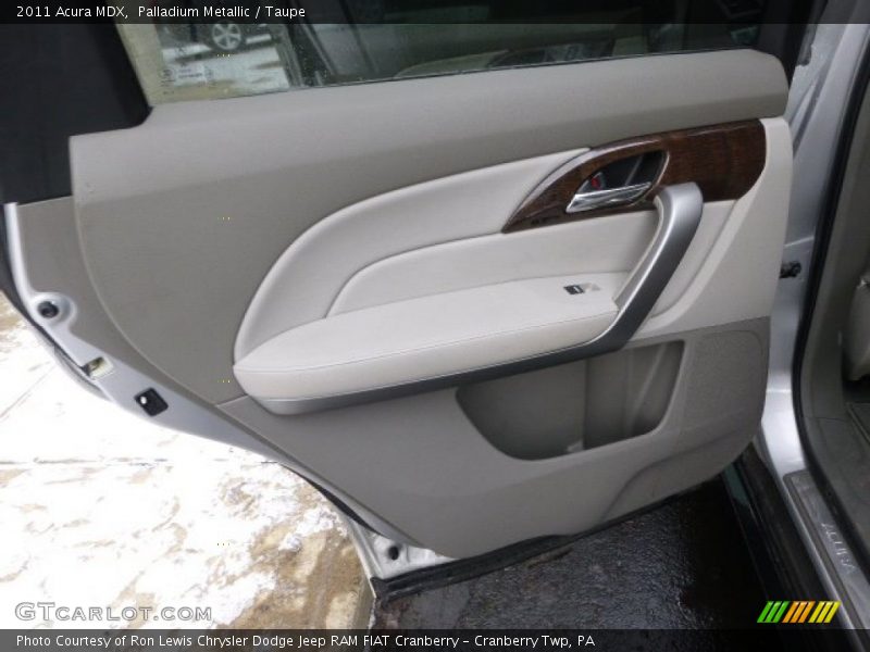 Palladium Metallic / Taupe 2011 Acura MDX