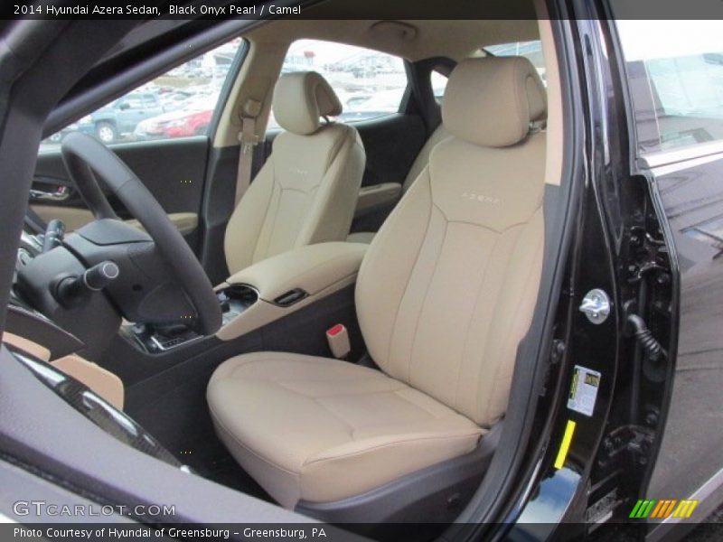 Front Seat of 2014 Azera Sedan