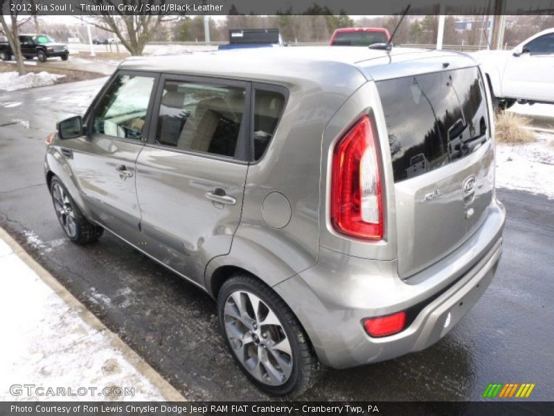 Titanium Gray / Sand/Black Leather 2012 Kia Soul !