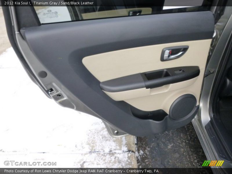 Door Panel of 2012 Soul !