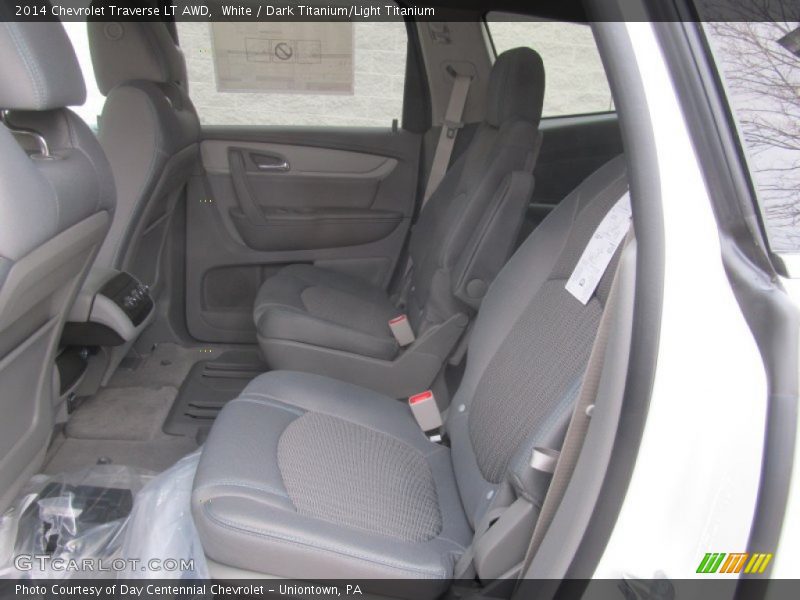 White / Dark Titanium/Light Titanium 2014 Chevrolet Traverse LT AWD